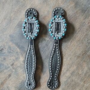NWOT Turquoise Accent Black Leather Spur Straps